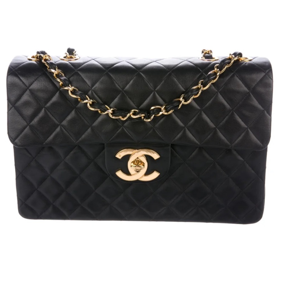 CHANEL
Vintage Maxi Single Flap Bag